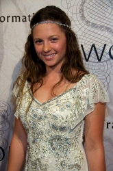Photos de Mackenzie Rosman - Lady Or Vamp Spring 2012 Fashion Preview - 5